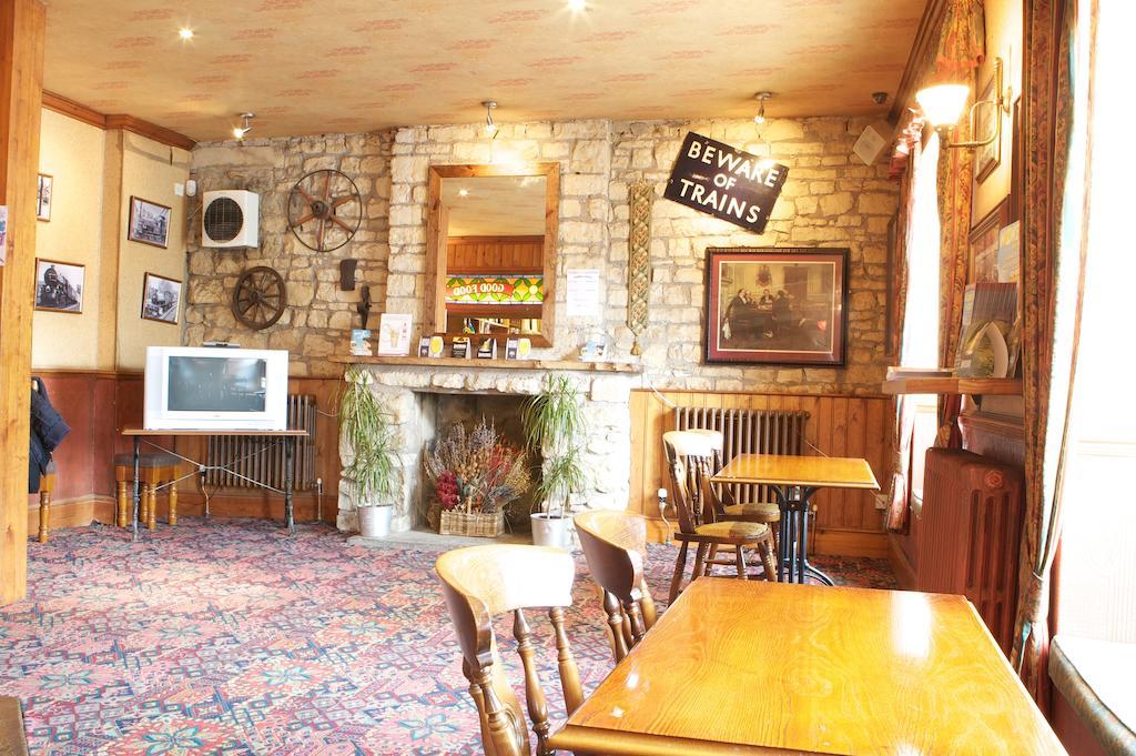 Radstock Hotel Near Bath المظهر الخارجي الصورة