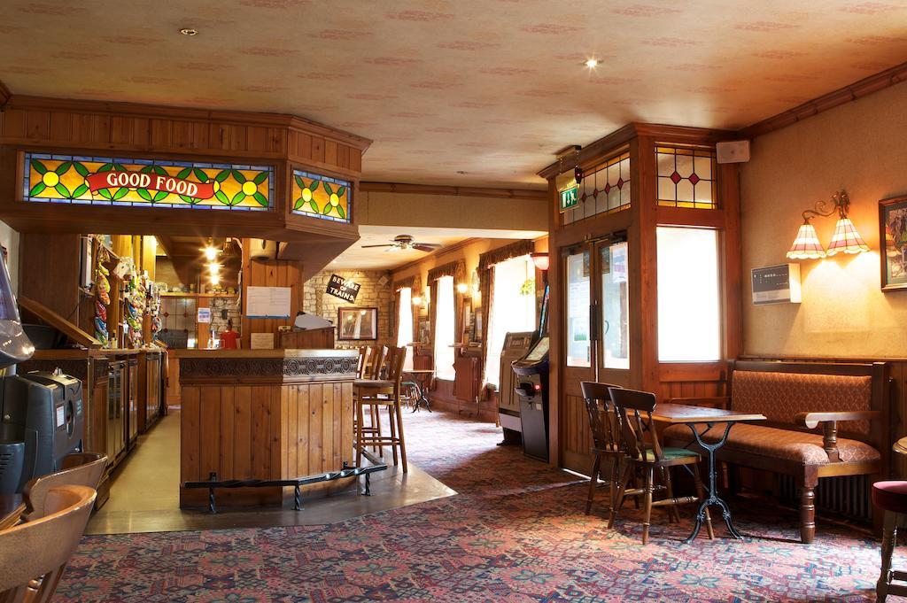 Radstock Hotel Near Bath المظهر الخارجي الصورة